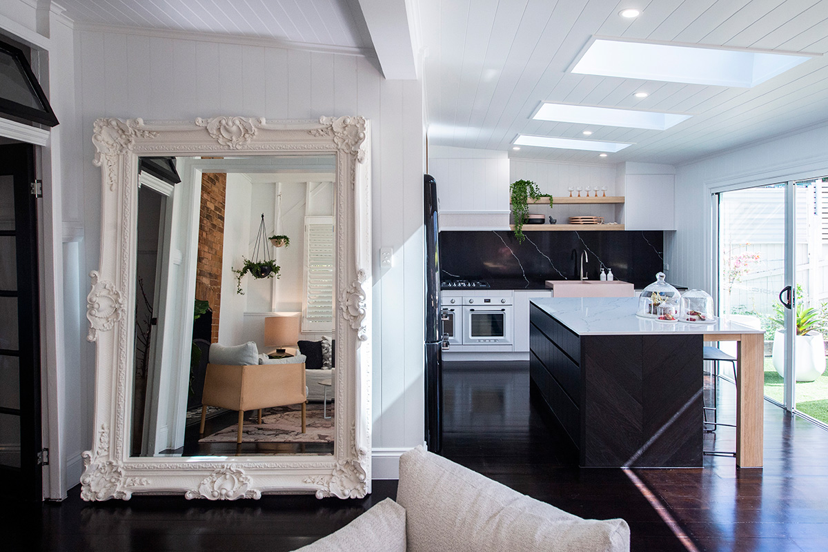 Series 2 Episode 9 Toowong